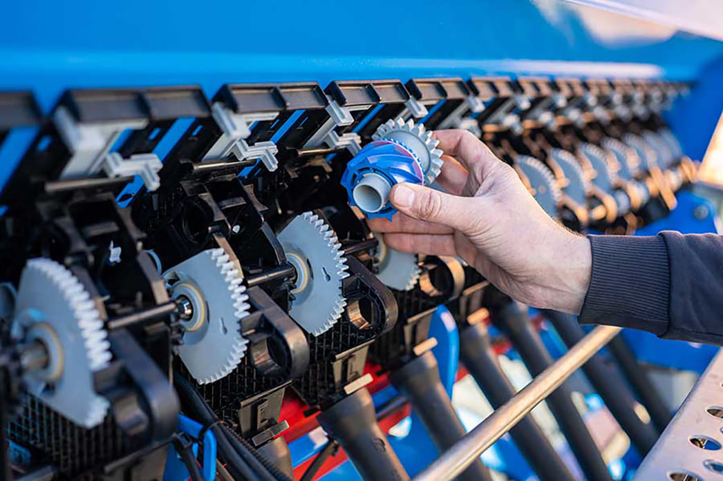 Новая сеялка Lemken Saphir XMR