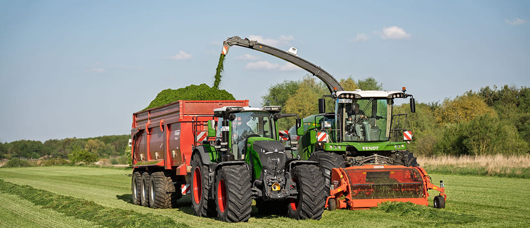 Трактор Fendt 832 Vario