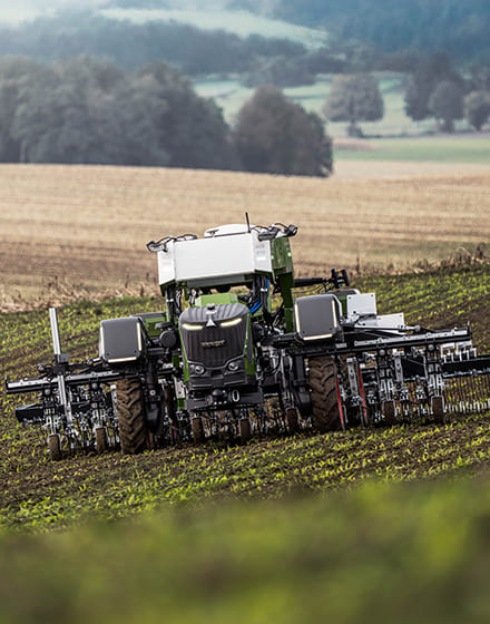 Fendt представила мировую премьеру – автономный полевой агроробот Fendt Xaver GT